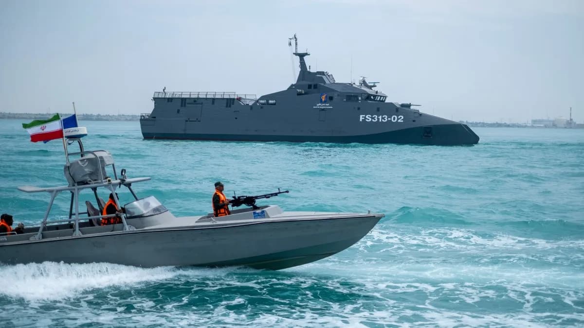 Iiraan oo sheegtay in Mareykanka soo afjaro xayiraadda badda ee heshiiska qabyada ah; Mareykanka oo beeniyey