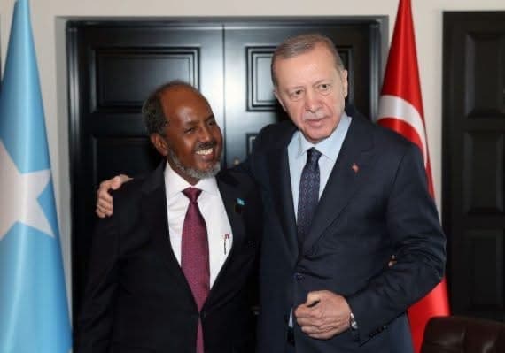 Turkiga oo iska fogeeyay iney la safan yihiin madaxweyne Xasan Sheekh Maxamuud