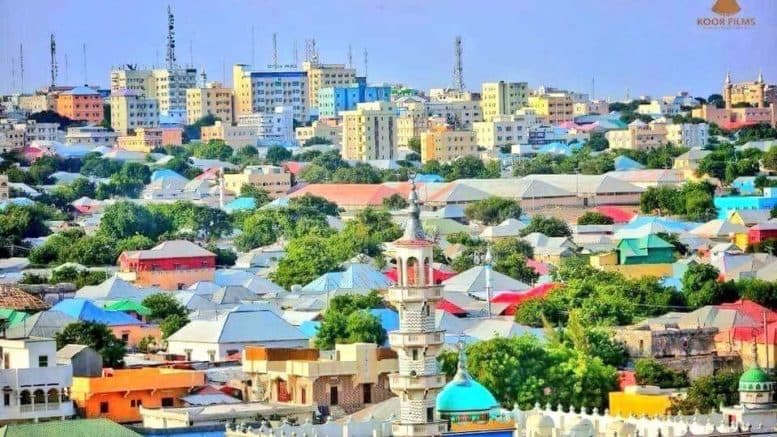 Sawir war oo la xiriira Dagaal Xoogan oo ka Socda Muqdisho iyo Barakac xoogan oo ka bilwday magaalada