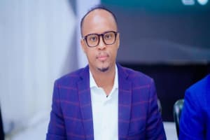 Will Somalia Be Governed by Institutions or Political Elites?