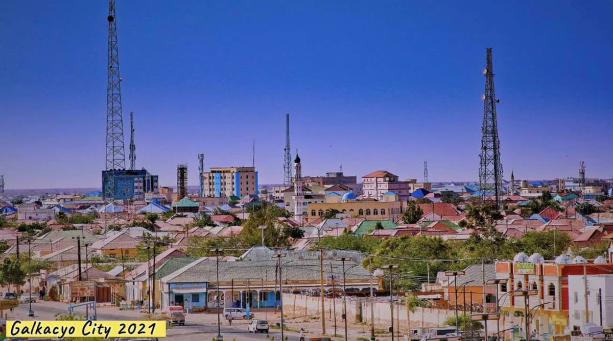 Sawir war oo la xiriira Duqa Galkacyo oo weeraray xiriirka kubadda cagta ee PUNTLAND.