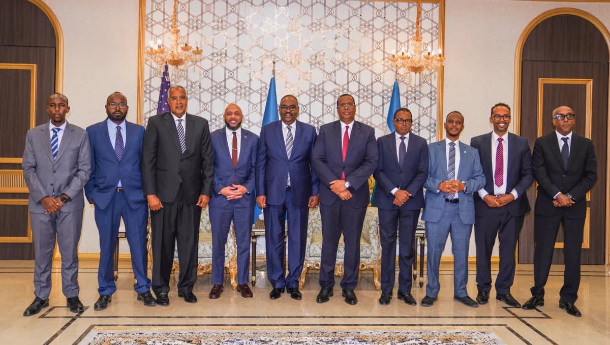 Sawir war oo la xiriira Soomaaliya: Puntland iyo Maraykanka oo Wadahadalo Ka Yeeshay Amniga iyo Horumarka