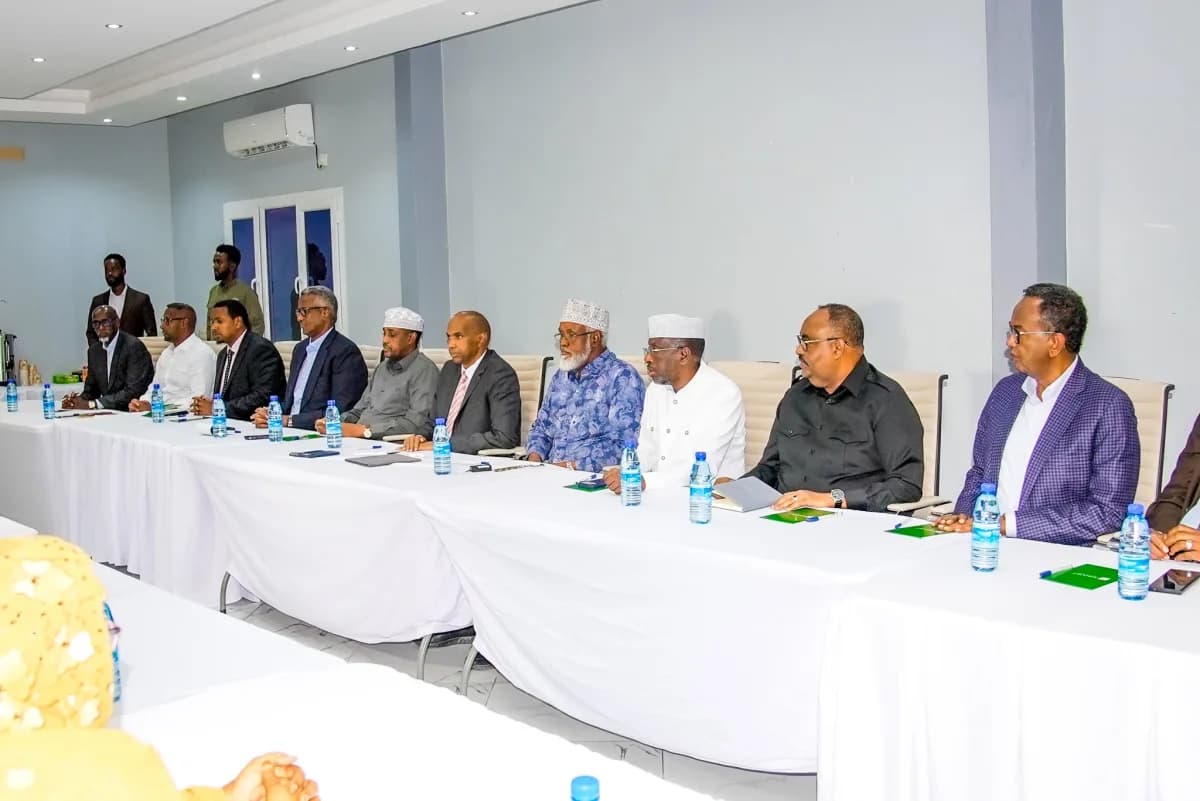 Sawir war oo la xiriira Golaha Mustaqbalka oo si adag uga jawaabey hanjabaaddii Wasiir Fiqi.