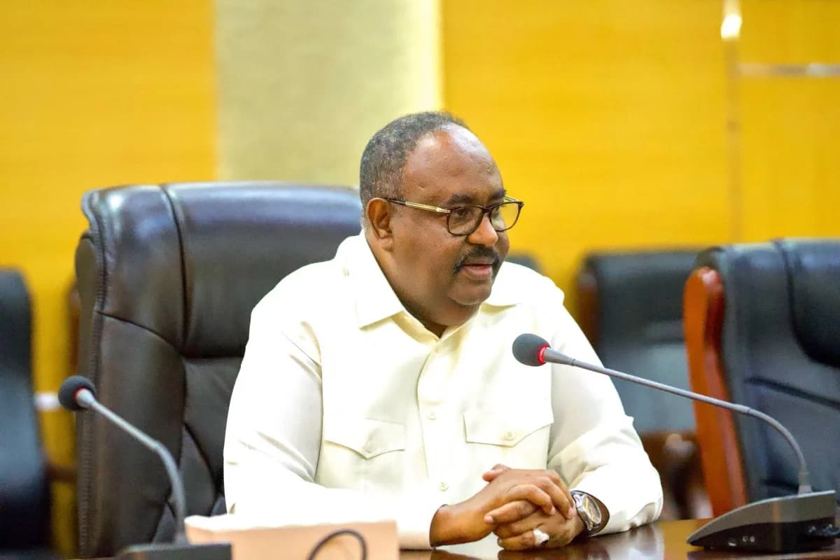 Madaxweynaha Puntland oo kulan la qaatay Guddoomiyeyaasha Gobollada