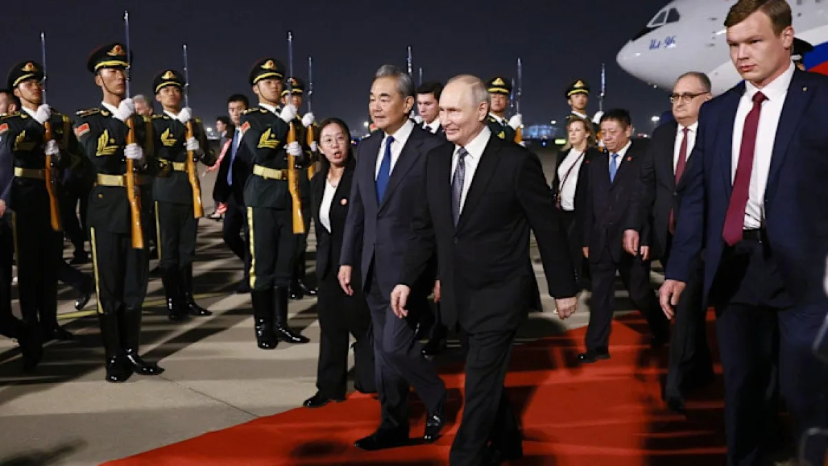 Sawir war oo la xiriira Putin oo booqasho ku tagay Shiinaha