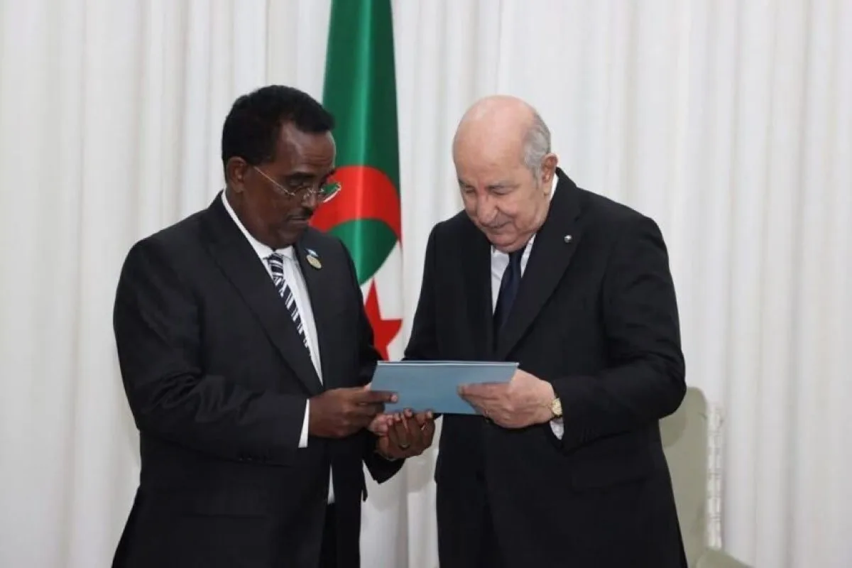 The President of Algeria Receives the Minister of Internal Affairs of Somalia