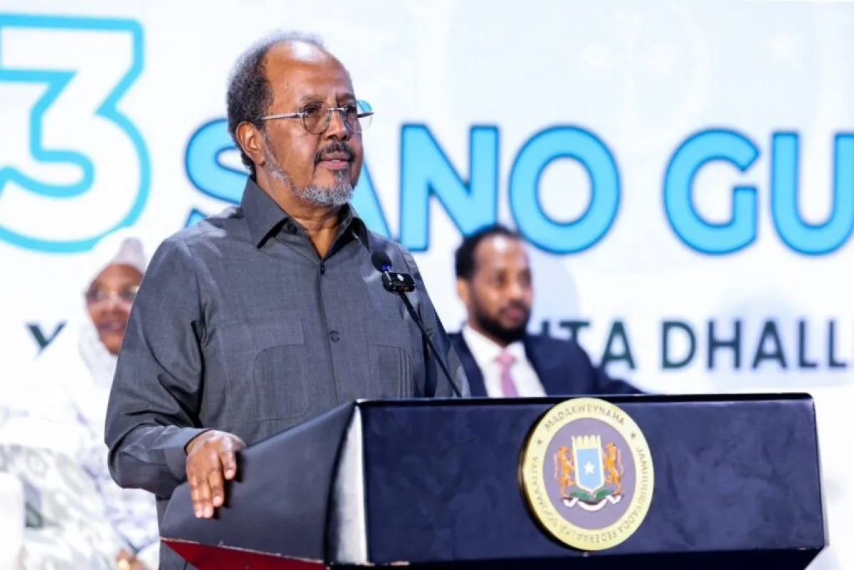 Madaxweyne Xasan Sheekh oo Arbacada qaabilaya wakiilada beesha caalamka.