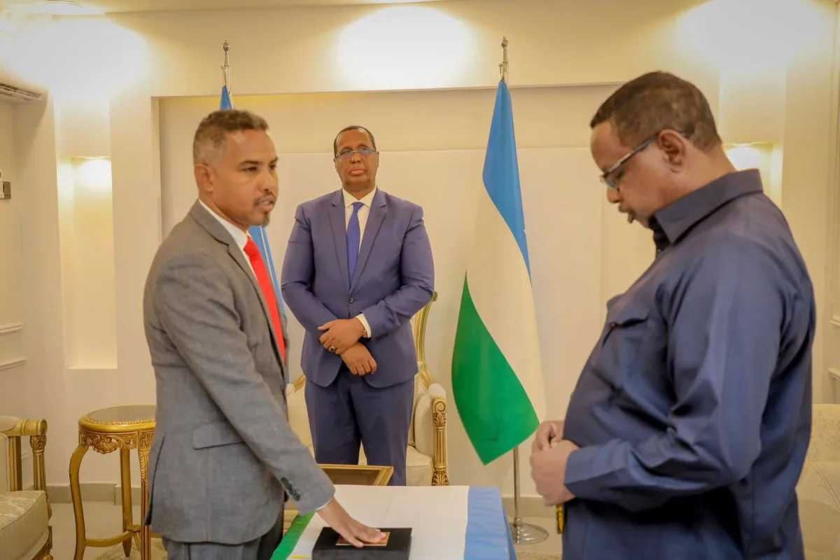 Madaxtooyada Puntland oo Mas’uuliyii cusub lagu dhaariyey.
