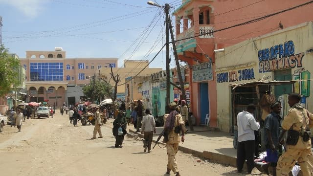 Dagaal Culus oo u dhexeeya ciidamada dowlada iyo kuwa taabacsan Lafta gareen oo ka dhacay Baydhabo