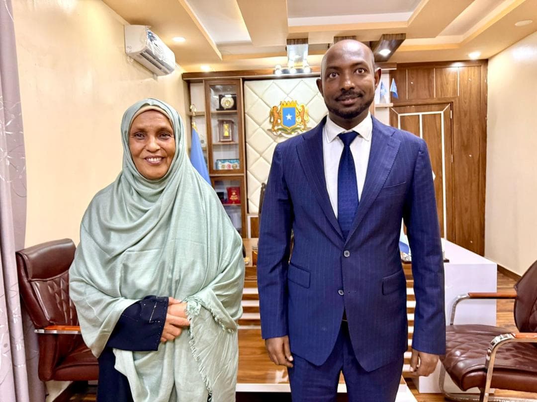 Guddiga Madaxa-Bannaan ee Xuquuqda Aadanaha Soomaaliyeed oo kulamo la yeeshay Hay’adaha Garsoorka