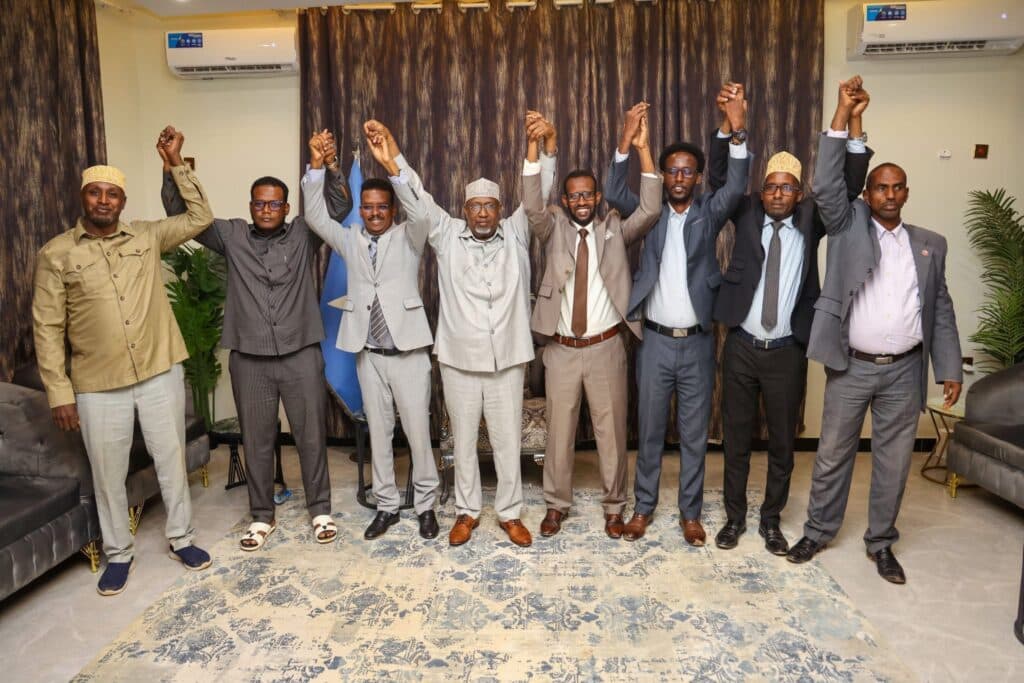 Guddoomiyaha Golaha Wakiilada oo Qabtay Wadahadalada Isbahaysiga Siyaasadeed Kadib Doorashadii Koonfur Galbeed
