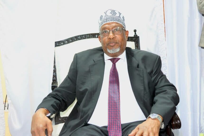 Madaxweynaha Xasan Sheekh Maxamuud oo Hambalyo u Diray Sheekh Aadan Maxamed Nur “Madobe” oo loo Doortay Hogaamiyaha Dowlad Goboleedka Koonfur-galbeed