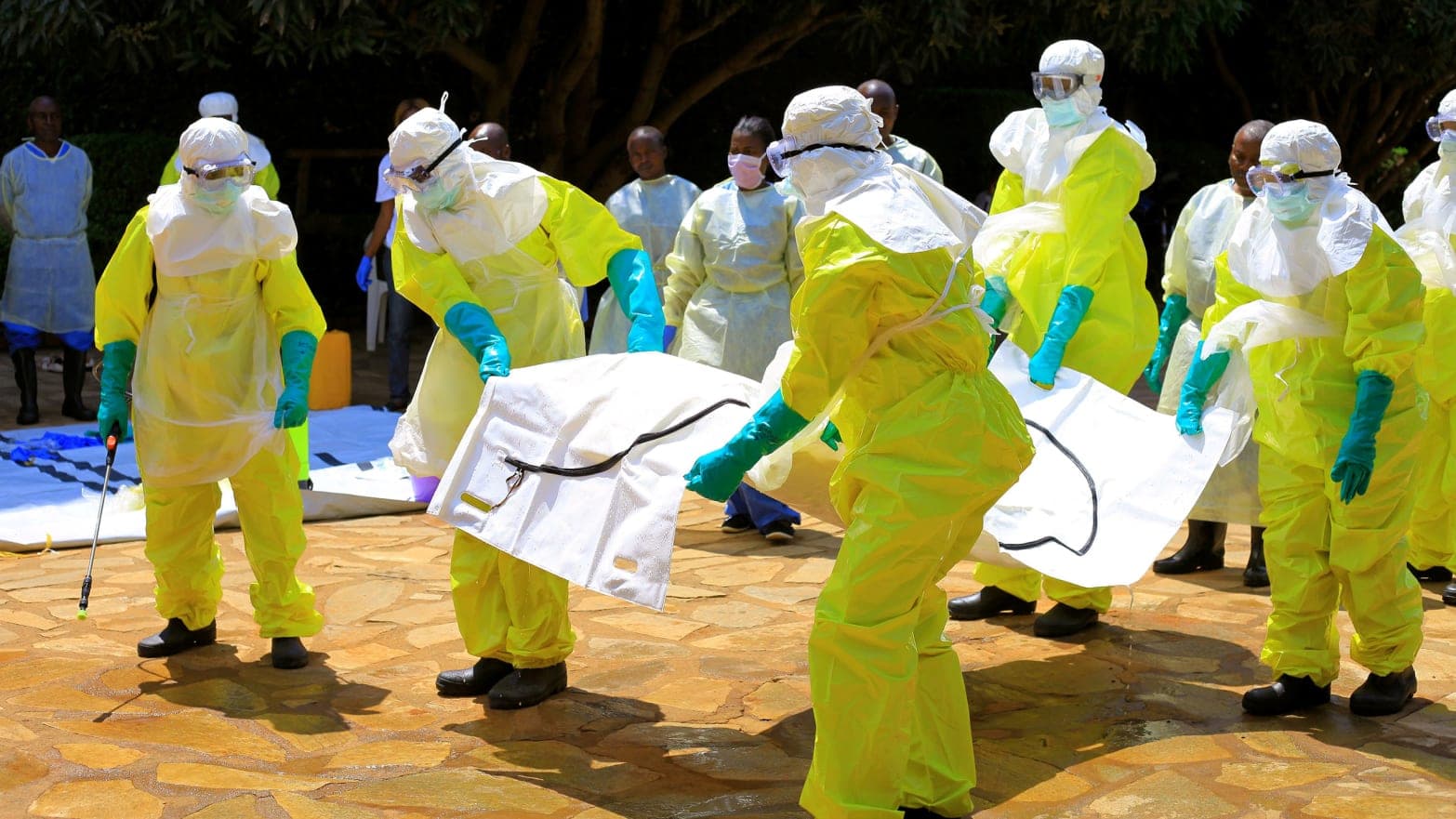 Sawir war oo la xiriira Soomaaliya oo wajahaysa halista cudurka Ebola ee ku sii fidaya Afrika