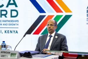 Sawir war oo la xiriira Ururka Midowga Afrika, Qaramada Midoobay oo ku baaqay in la joojiyo dagaallada ciidamada